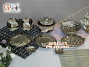 Bộ đồ ăn men hỏa biến gấm vàng khắc sen 001