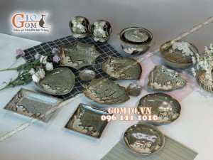 Bộ đồ ăn men hỏa biến gấm vàng khắc sen đầy đủ chi tiết