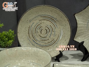 Bộ đồ ăn men kem tấm kẻ chỉ, 13 chi tiết