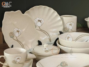 Bộ đồ ăn men kem tấm vẽ Bạch Liên, 37 chi tiết
