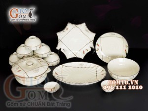 Bộ đồ ăn men kem vẽ Cà Rốt 001