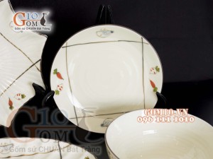 Bộ đồ ăn men kem vẽ Cà Rốt 002