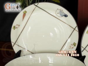 Bộ đồ ăn men kem vẽ Cà Rốt, 11 chi tiết