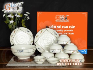 Bộ đồ ăn men kem vẽ Cà Rốt, 11 chi tiết