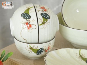 Bộ đồ ăn men kem vẽ Chuồn Sen, 13 chi tiết