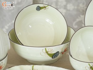 Bộ đồ ăn men kem vẽ Chuồn Sen, 13 chi tiết