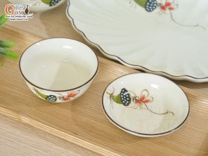 Bộ đồ ăn men kem vẽ Chuồn Sen, 13 chi tiết