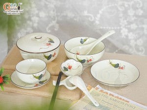 Bộ đồ ăn men kem vẽ Chuồn Sen, 9 chi tiết