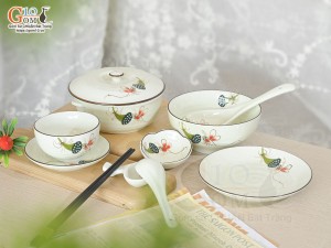 Bộ đồ ăn men kem vẽ Chuồn Sen, 9 chi tiết