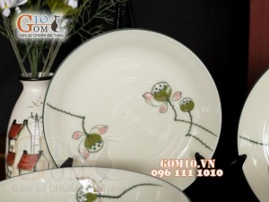 Bộ đồ ăn men kem vẽ Đài Sen, 11 chi tiết