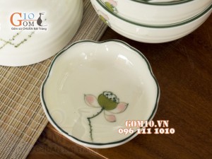 Bộ đồ ăn men kem vẽ Đài Sen, 11 chi tiết