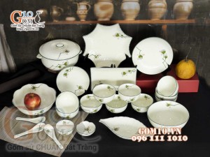 Bộ đồ ăn men kem vẽ Đài Sen, chỉ xanh - 23 chi tiết