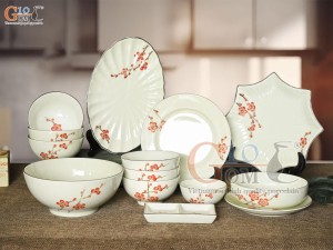 Bộ đồ ăn men kem vẽ hoa Đào đỏ, 14 chi tiết