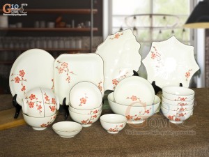 Bộ đồ ăn men kem vẽ hoa Đào đỏ, 18 chi tiết