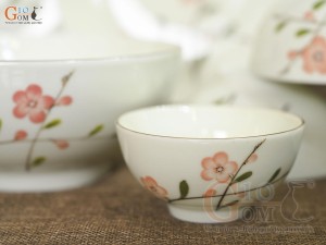 Bộ đồ ăn men kem vẽ hoa Đào hồng, 11 chi tiết