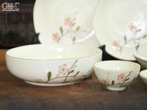 Bộ đồ ăn men kem vẽ hoa Đào hồng, 13 chi tiết