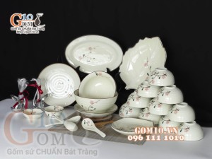 Bộ đồ ăn men kem vẽ hoa Đào phai, chỉ nâu - 22 chi tiết