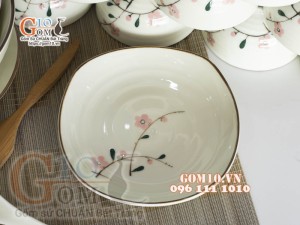 Bộ đồ ăn men kem vẽ hoa Đào phai, chỉ nâu - 22 chi tiết