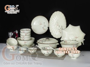 Bộ đồ ăn men kem vẽ hoa Đào phai, chỉ nâu - 23 chi tiết