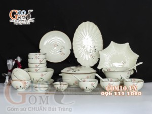 Bộ đồ ăn men kem vẽ hoa Đào phai, chỉ nâu - 23 chi tiết