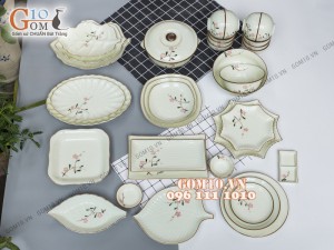 Bộ đồ ăn men kem vẽ hoa Đào Phai, đầy đủ chi tiết