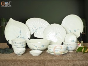 Bộ đồ ăn men kem vẽ hoa Đào xanh, 15 chi tiết