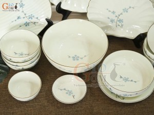 Bộ đồ ăn men kem vẽ hoa Đào xanh, 15 chi tiết