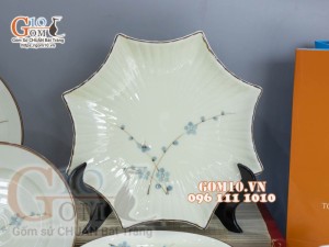 Bộ đồ ăn men kem vẽ hoa Đào Xanh chỉ nâu, 13 chi tiết