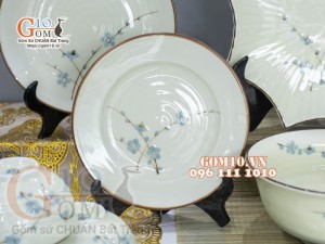 Bộ đồ ăn men kem vẽ hoa Đào Xanh chỉ nâu, 13 chi tiết