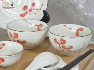 Bộ đồ ăn men kem vẽ hoa Hải Đường, 9 chi tiết