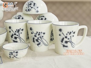 Bộ đồ ăn men kem vẽ hoa Sen đen, 22 chi tiết