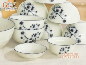 Bộ đồ ăn men kem vẽ hoa Sen đen, 23 chi tiết