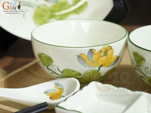Bộ đồ ăn men kem vẽ hoa Sen vàng, 6 chi tiết
