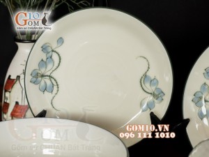 Bộ đồ ăn men kem vẽ hoa Sen xanh, 11 chi tiết