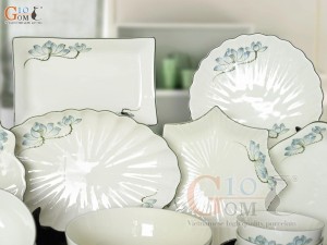 Bộ đồ ăn men kem vẽ hoa Sen xanh, 17 chi tiết