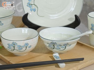 Bộ đồ ăn men kem vẽ hoa Sen xanh, 8 chi tiết