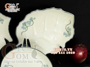 Bộ đồ ăn men kem vẽ hoa Sen Xanh, chỉ xanh - 19 chi tiết