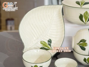 Bộ đồ ăn men kem vẽ lá Ngò gai, 14 chi tiết