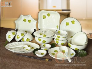 Bộ đồ ăn men kem vẽ lá Như Ý, 20 chi tiết