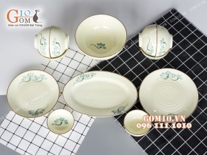 Bộ đồ ăn men kem vẽ sen xanh chỉ nâu