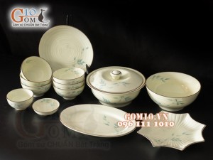 Bộ đồ ăn men kem vẽ Trúc xanh, 13 chi tiết