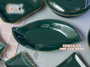 Bộ đồ ăn men màu kẻ chỉ vàng kim, đầy đủ