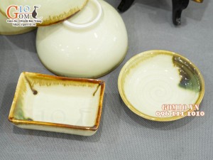 Bộ đồ ăn men nhật vàng, 15 chi tiết