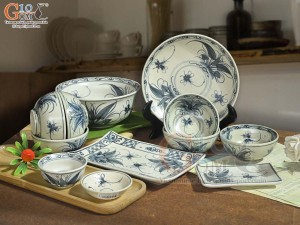 Bộ đồ ăn men rạn cổ họa tiết chuồn khoai, 12 chi tiết