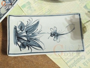 Bộ đồ ăn men rạn cổ họa tiết chuồn khoai, 12 chi tiết