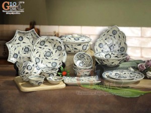 Bộ đồ ăn men rạn họa tiết hoa cúc, 16 chi tiết