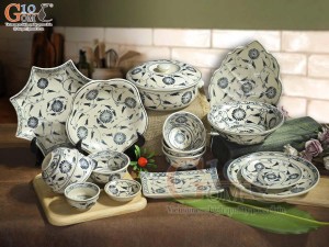 Bộ đồ ăn men rạn họa tiết hoa cúc, 16 chi tiết