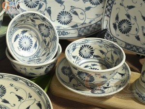 Bộ đồ ăn men rạn họa tiết hoa cúc, 17 chi tiết