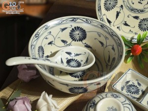 Bộ đồ ăn men rạn họa tiết hoa cúc, 7 chi tiết