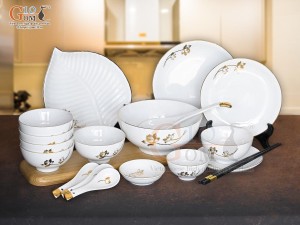 Bộ đồ ăn men trắng hoa Sen kẻ viền vàng 24k, 17 chi tiết